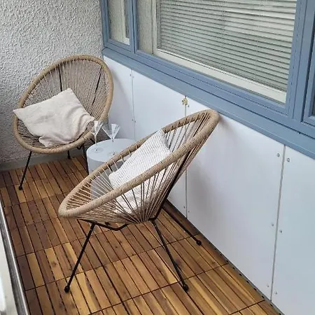 Lovely Studio In Leppavaara Apartment *