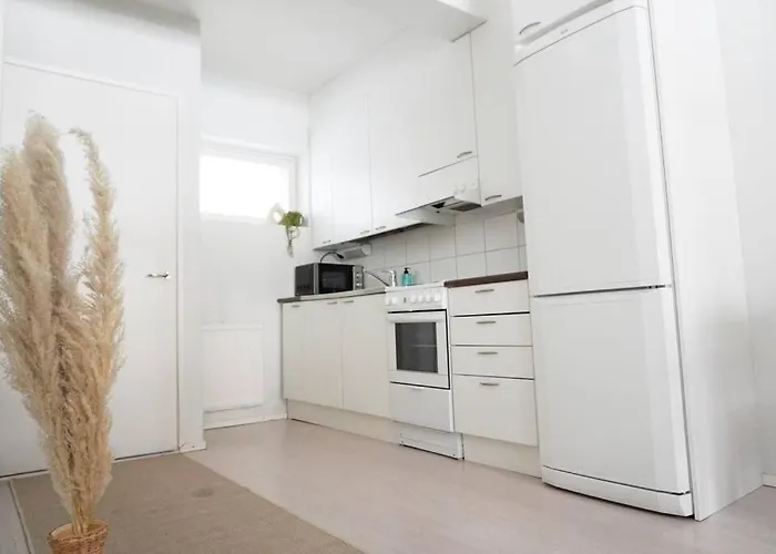 Lovely In Leppaevaara * إسبو